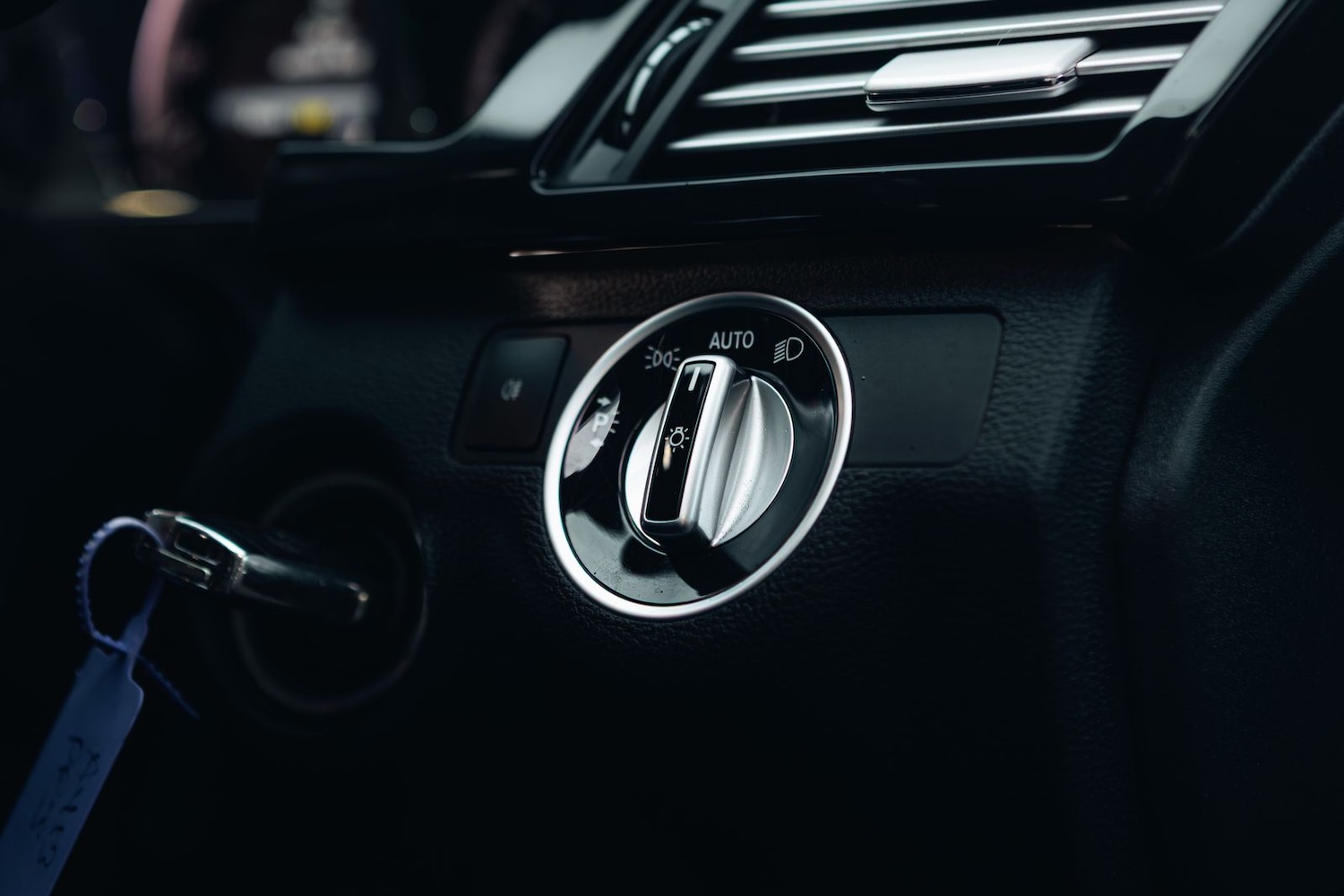 Used Mercedes-Benz E Class 2013 for sale - 77167357: Photo 24