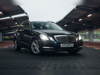 Used Mercedes-Benz E Class 2013 for sale - 77167357: Photo