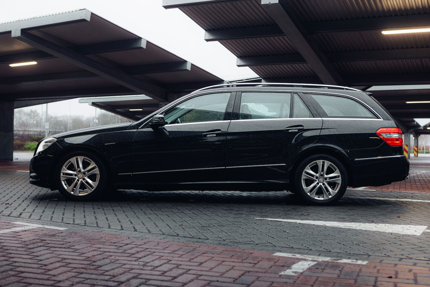 Used Mercedes-Benz E Class 2013 for sale - 77167357: Photo 6