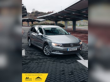 Used Volkswagen Passat 2016 for sale - 77414000: Photo