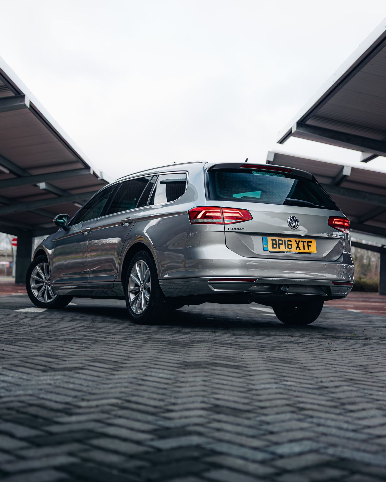 Used Volkswagen Passat 2016 for sale - 77414000: Photo 4