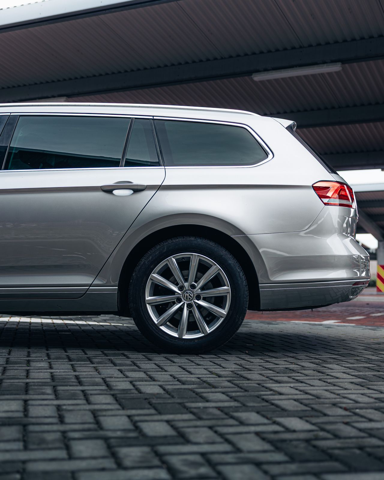 Used Volkswagen Passat 2016 for sale - 77414000: Photo 9