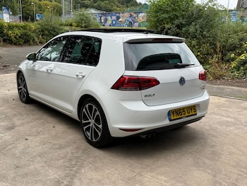 Used Volkswagen Golf 2015 for sale - 75891870: Photo