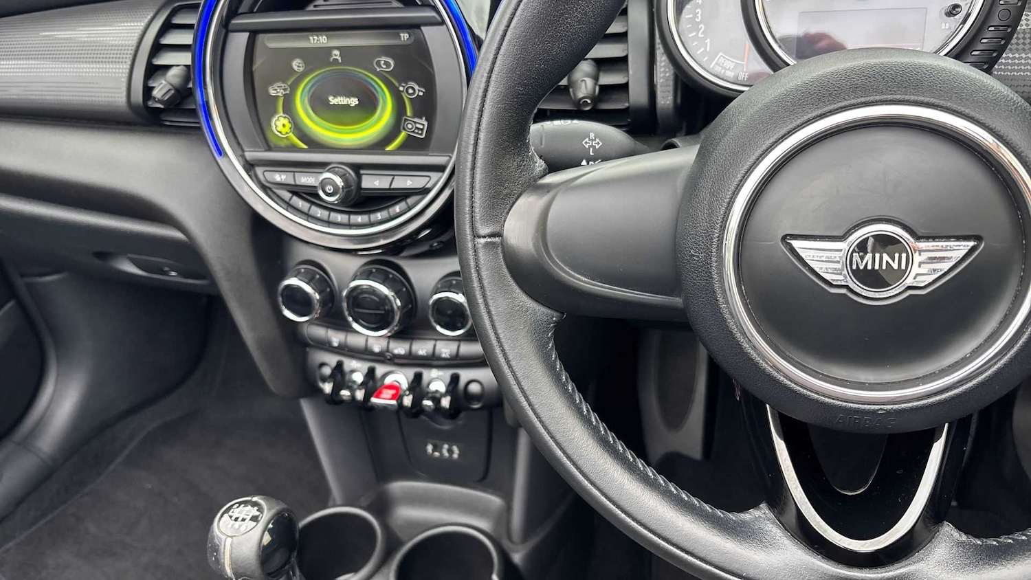 Vehicle 22
