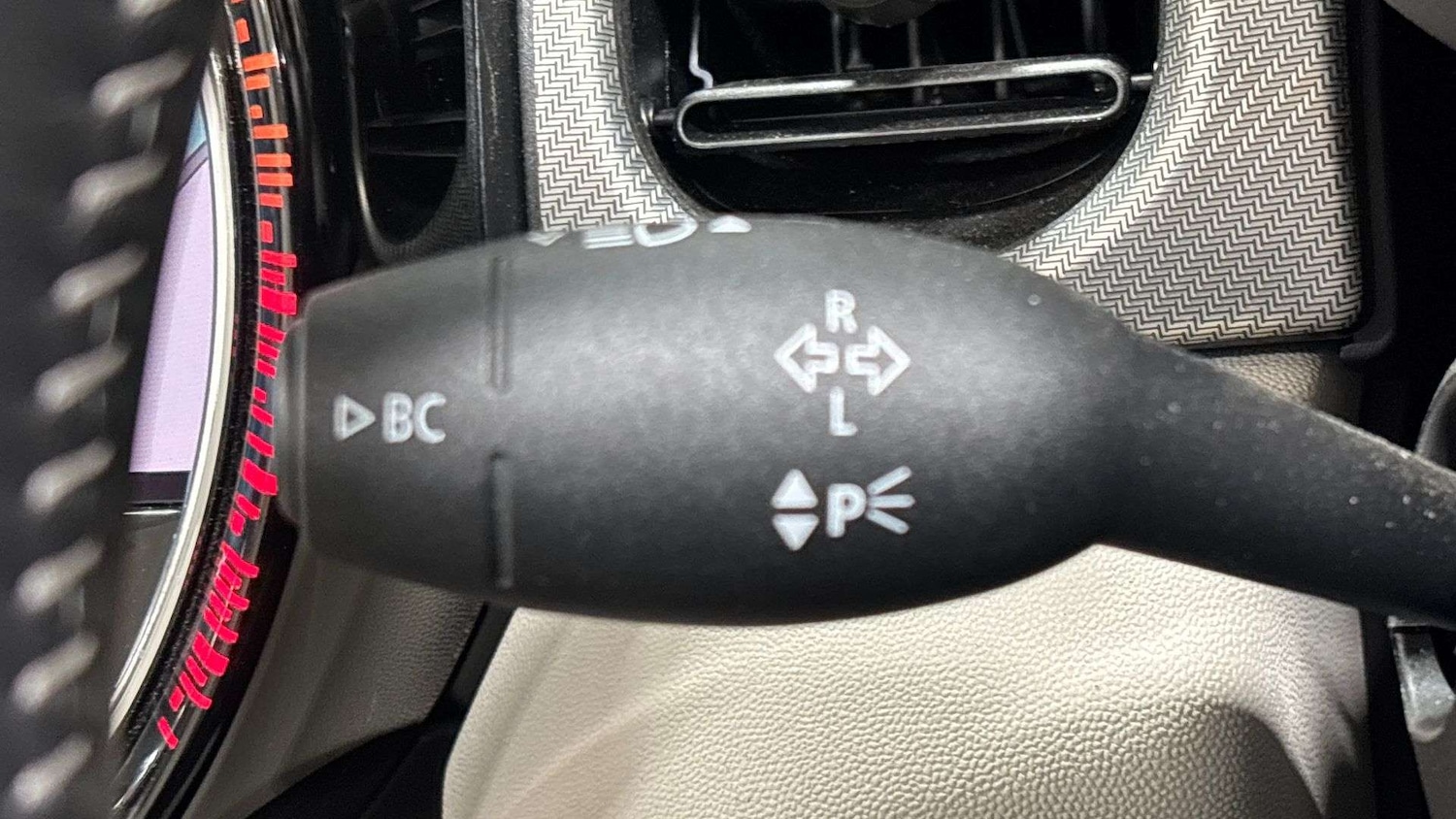 Used MINI Convertible 2022 for sale - 78188091: Photo 29