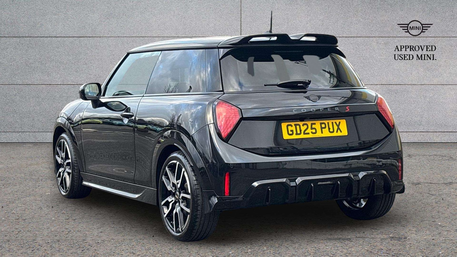 Used MINI Cooper 2025 for sale - 77270153: Photo 2