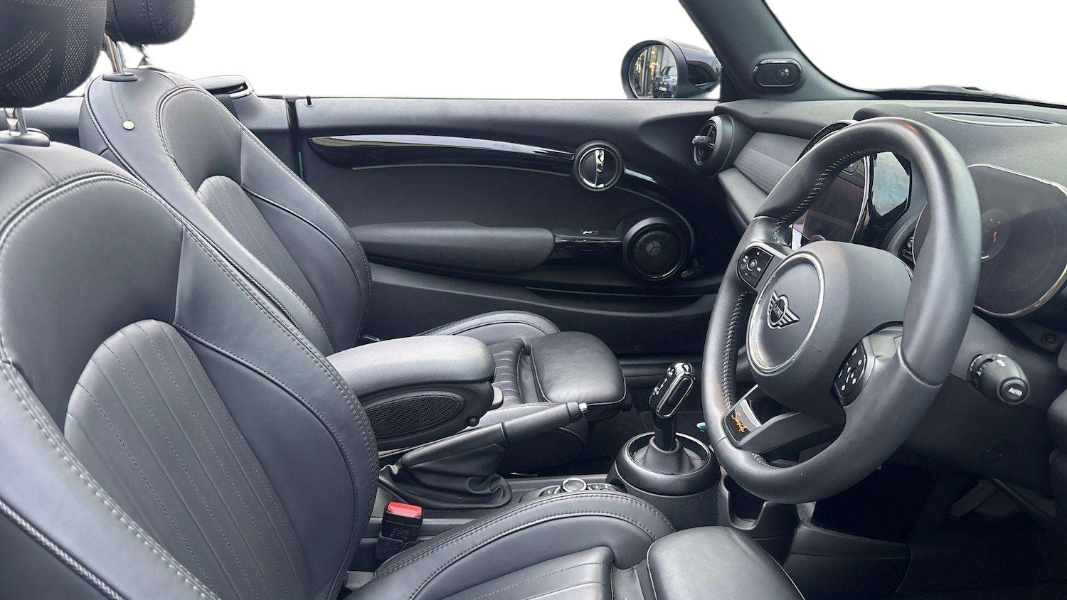 Used MINI Convertible 2023 for sale - 76587562: Photo 13