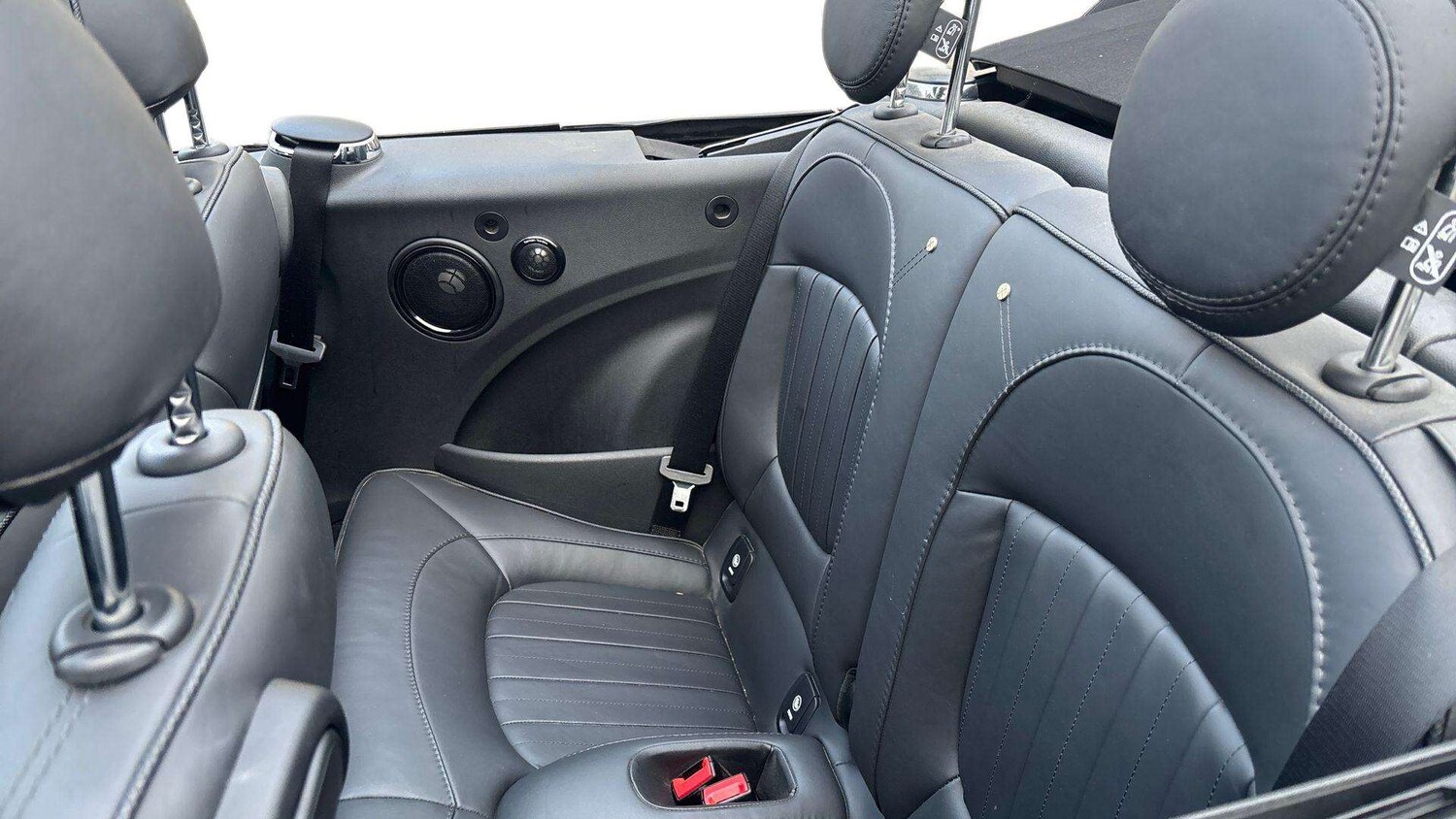 Used MINI Convertible 2023 for sale - 76587562: Photo 14