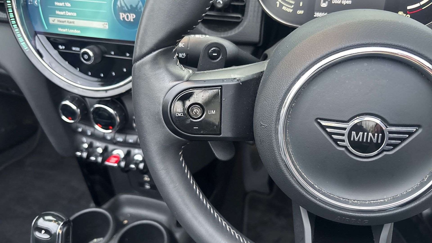 Used MINI Convertible 2023 for sale - 76587562: Photo 22