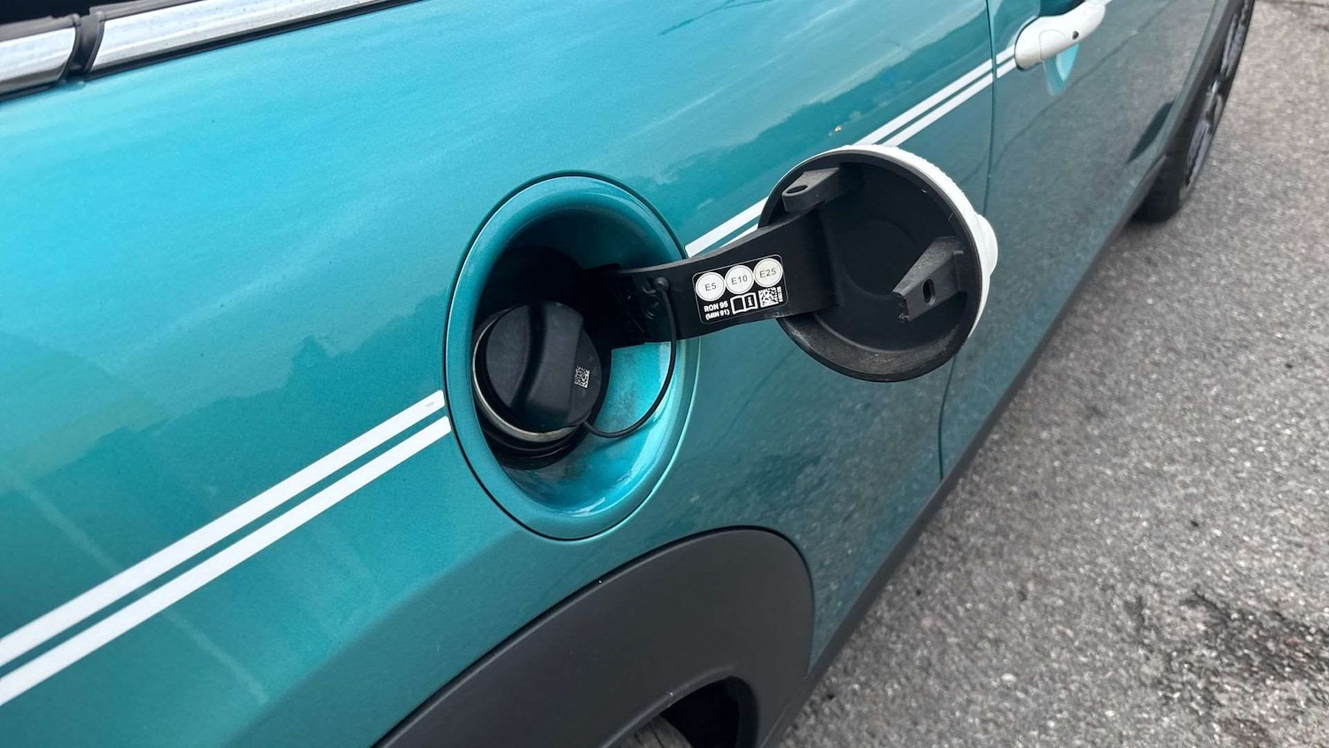 Used MINI Convertible 2023 for sale - 76587562: Photo 25