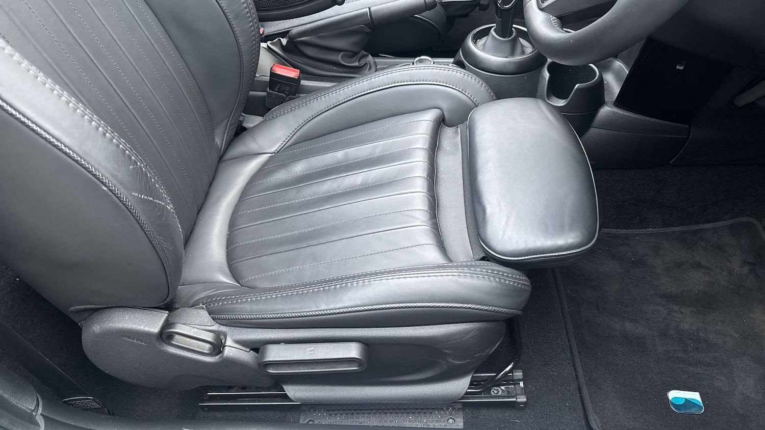 Used MINI Convertible 2023 for sale - 76587562: Photo 28