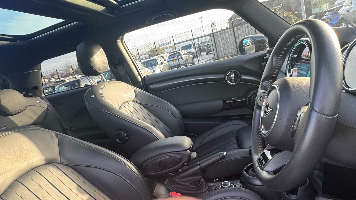 Used MINI Hatch 2022 for sale - 77294307: Photo 12