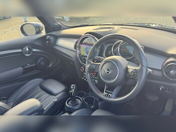 Used MINI Hatch 2022 for sale - 77294307: Photo