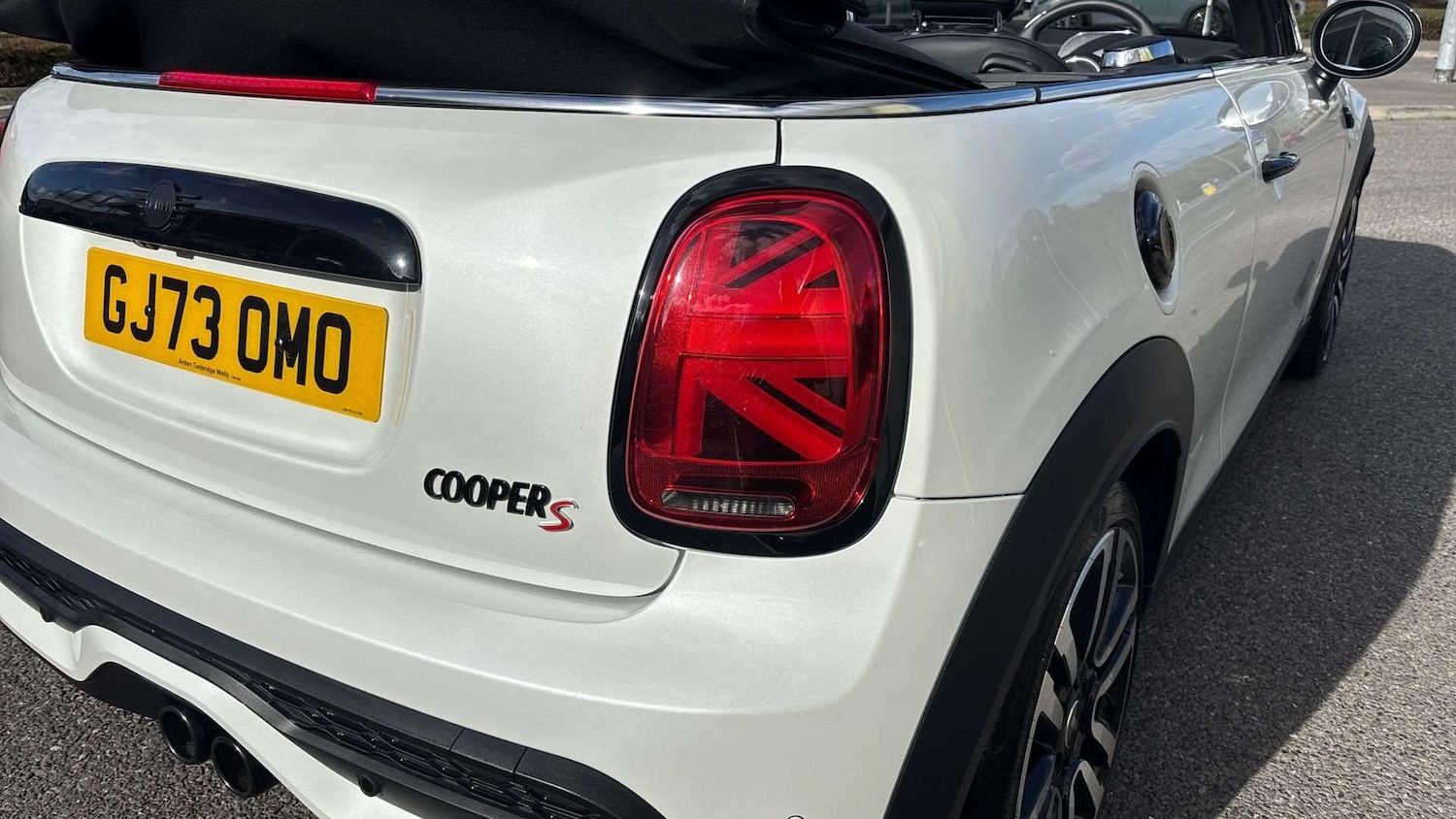 Used MINI Convertible 2023 for sale - 76421191: Photo 17