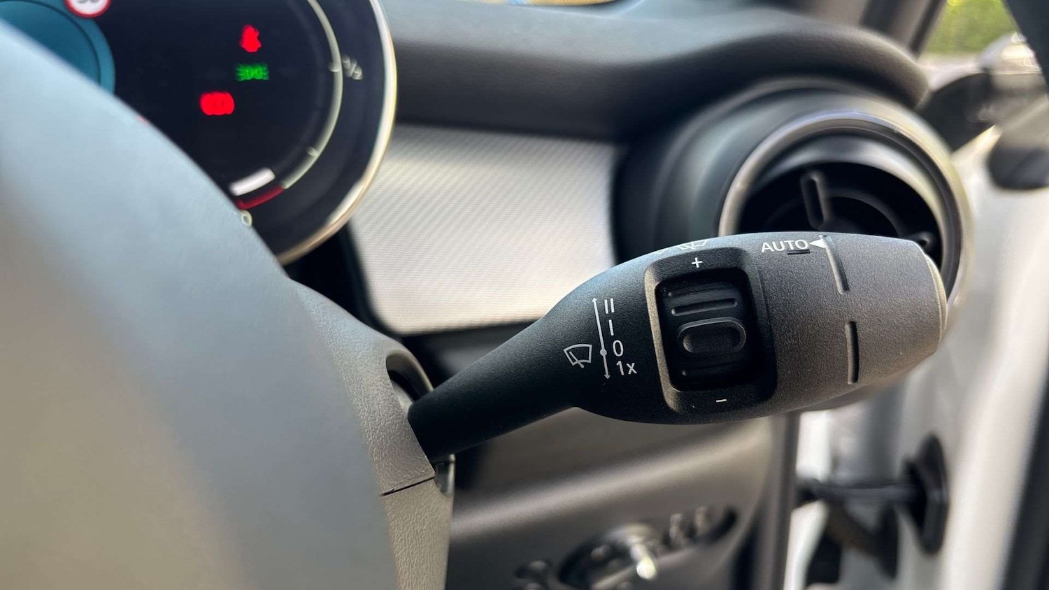 Used MINI Convertible 2023 for sale - 76421191: Photo 30