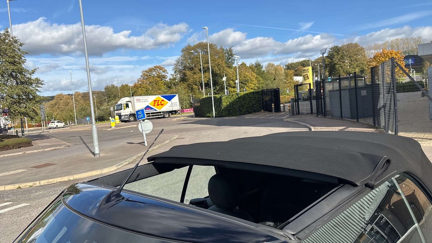 Used MINI Convertible 2023 for sale - 76421191: Photo 35