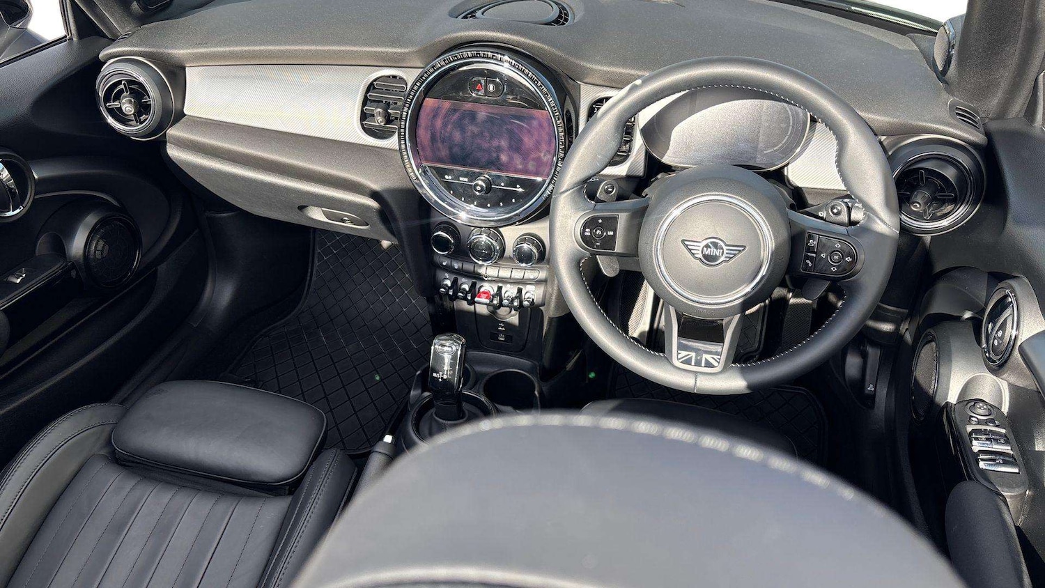 Used MINI Convertible 2023 for sale - 76421191: Photo 6