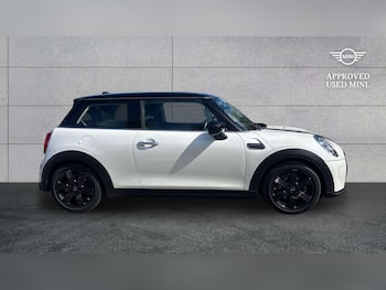 Used MINI Hatch 2023 for sale - 79702880: Photo