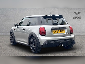 Used MINI Cooper 2024 for sale - 75535301: Photo