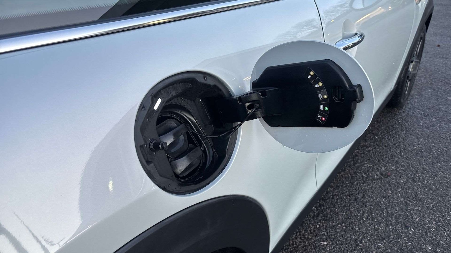 Used MINI Hatch 2020 for sale - 76827608: Photo 25