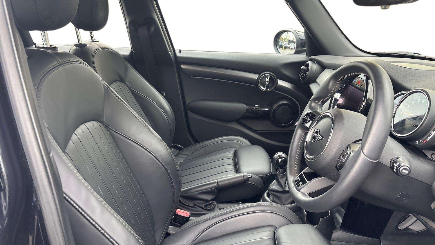 Used MINI Hatch 2022 for sale - 76488157: Photo 13