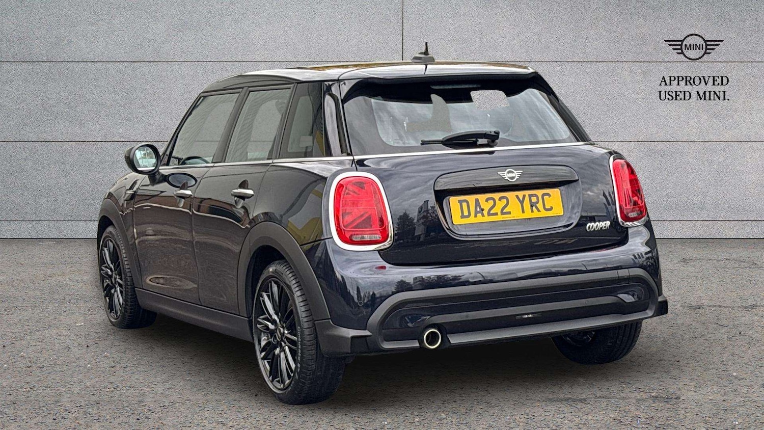 Used MINI Hatch 2022 for sale - 76488157: Photo 2