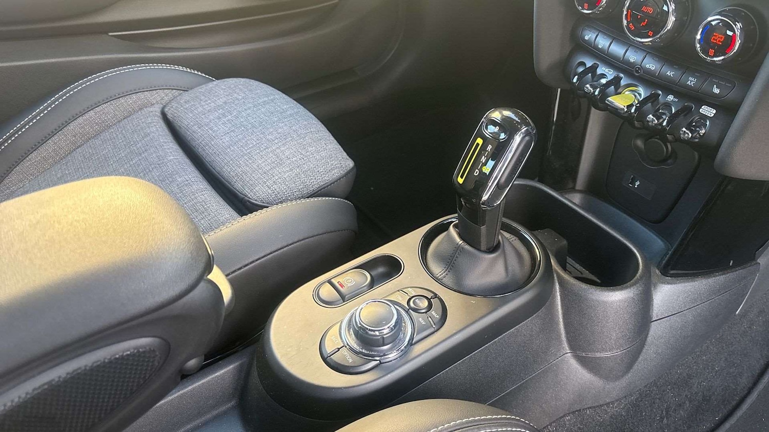 Used MINI Hatch 2022 for sale - 76746016: Photo 12