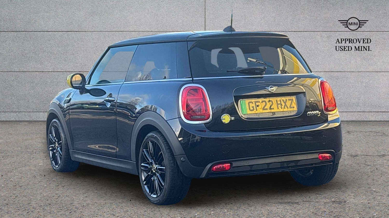 Used MINI Hatch 2022 for sale - 76746016: Photo 2
