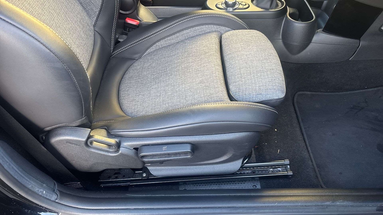 Used MINI Hatch 2022 for sale - 76746016: Photo 28