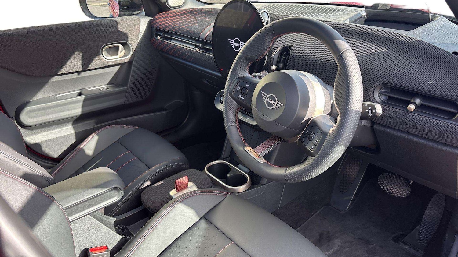 Used MINI Cooper 2025 for sale - 77858103: Photo 8