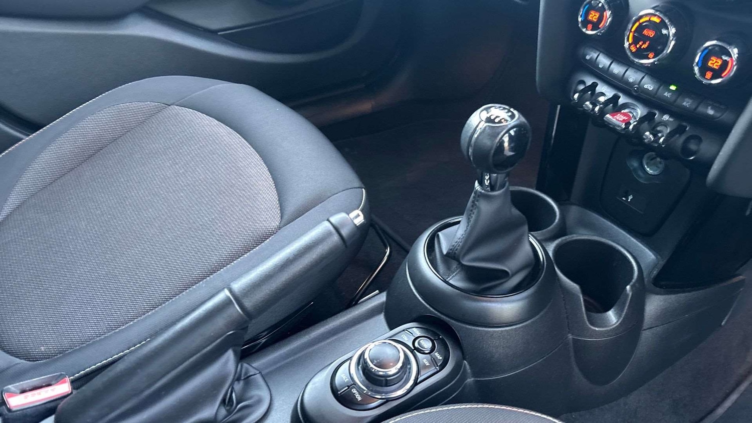 Used MINI Hatch 2021 for sale - 76827726: Photo 12