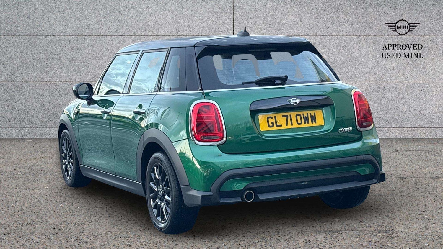 Used MINI Hatch 2021 for sale - 76827726: Photo 2