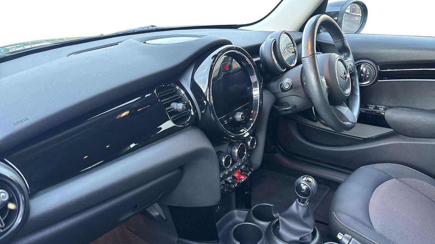 Used MINI Hatch 2021 for sale - 76827726: Photo 9