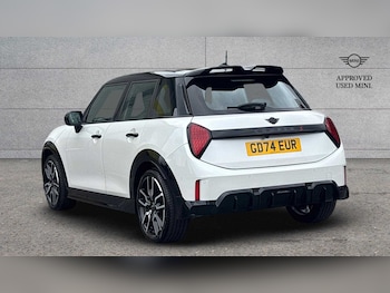 Used MINI Cooper 2024 for sale - 75555317: Photo