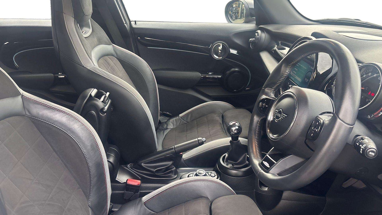 Used MINI Hatch 2022 for sale - 76575887: Photo 13