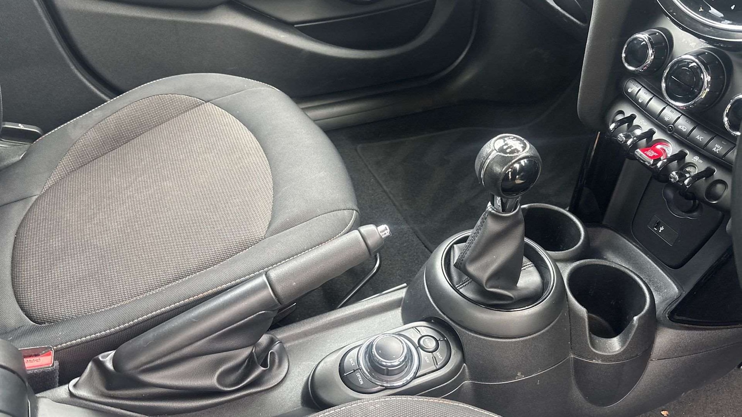 Used MINI Hatch 2022 for sale - 76587685: Photo 12