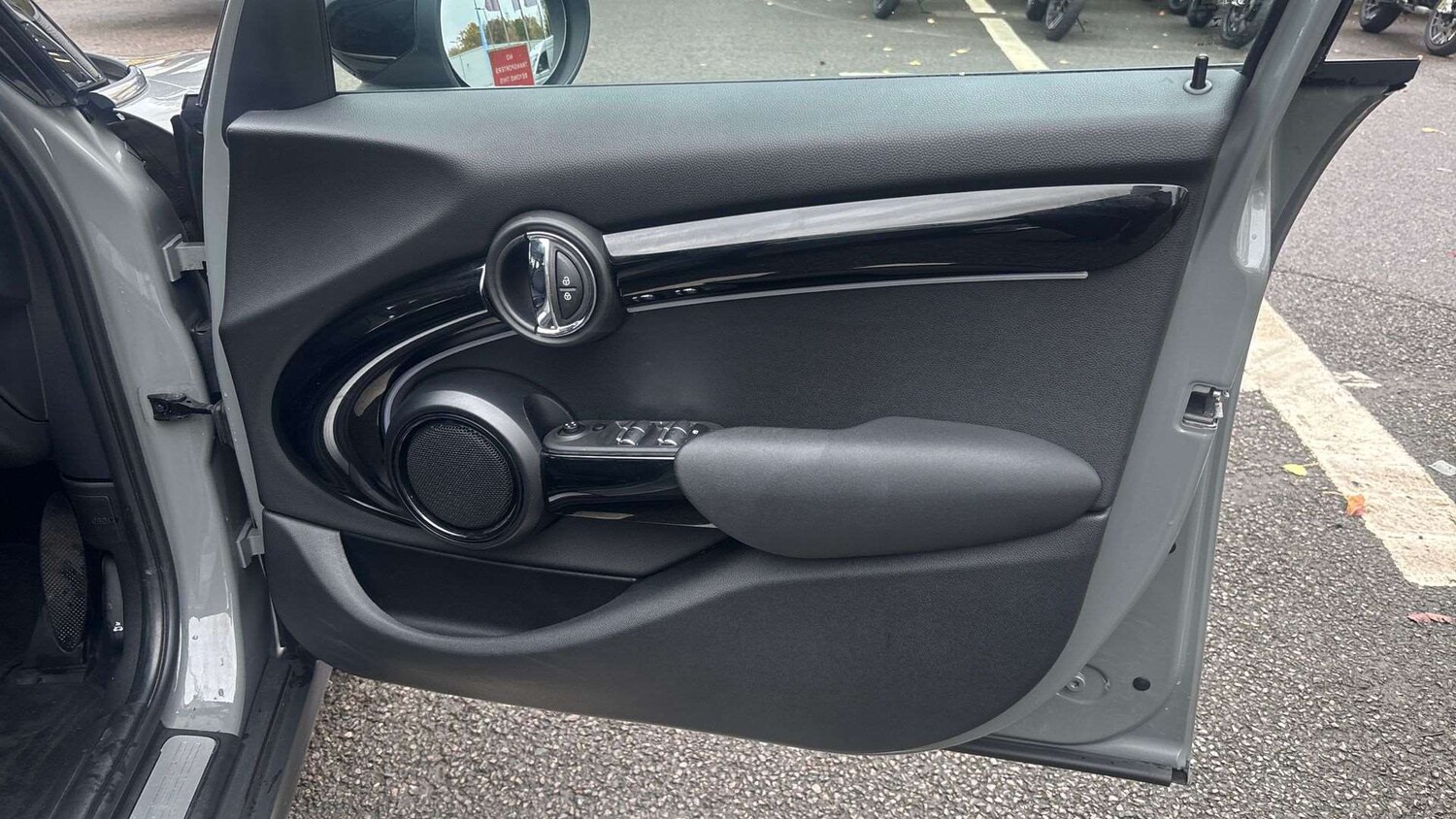 Used MINI Hatch 2022 for sale - 76587685: Photo 27