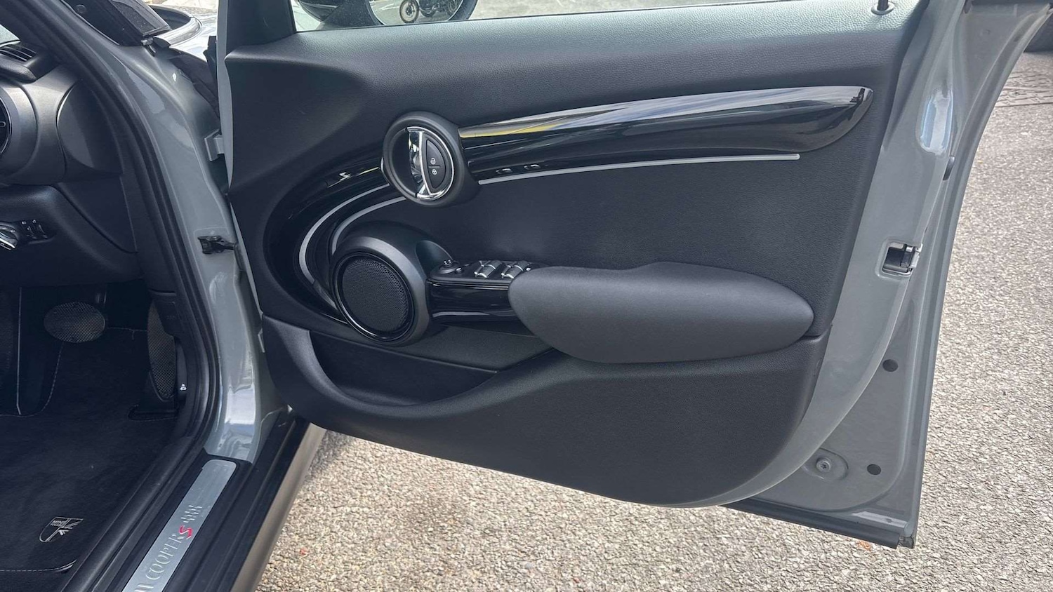 Used MINI Hatch 2021 for sale - 78090191: Photo 27