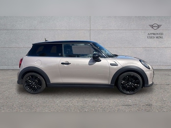 Used MINI Hatch 2023 for sale - 78308311: Photo