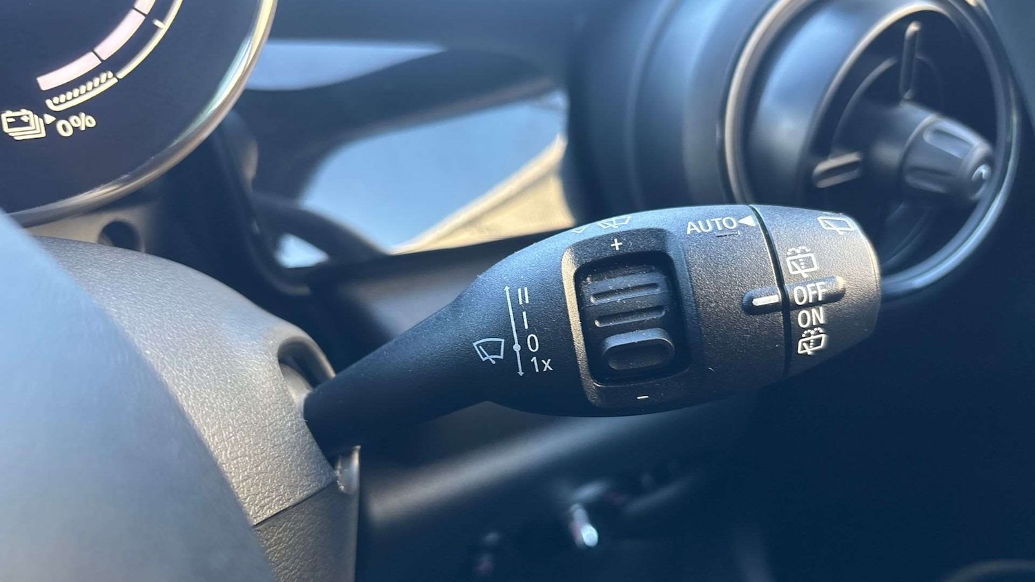 Used MINI Hatch 2022 for sale - 77093473: Photo 30