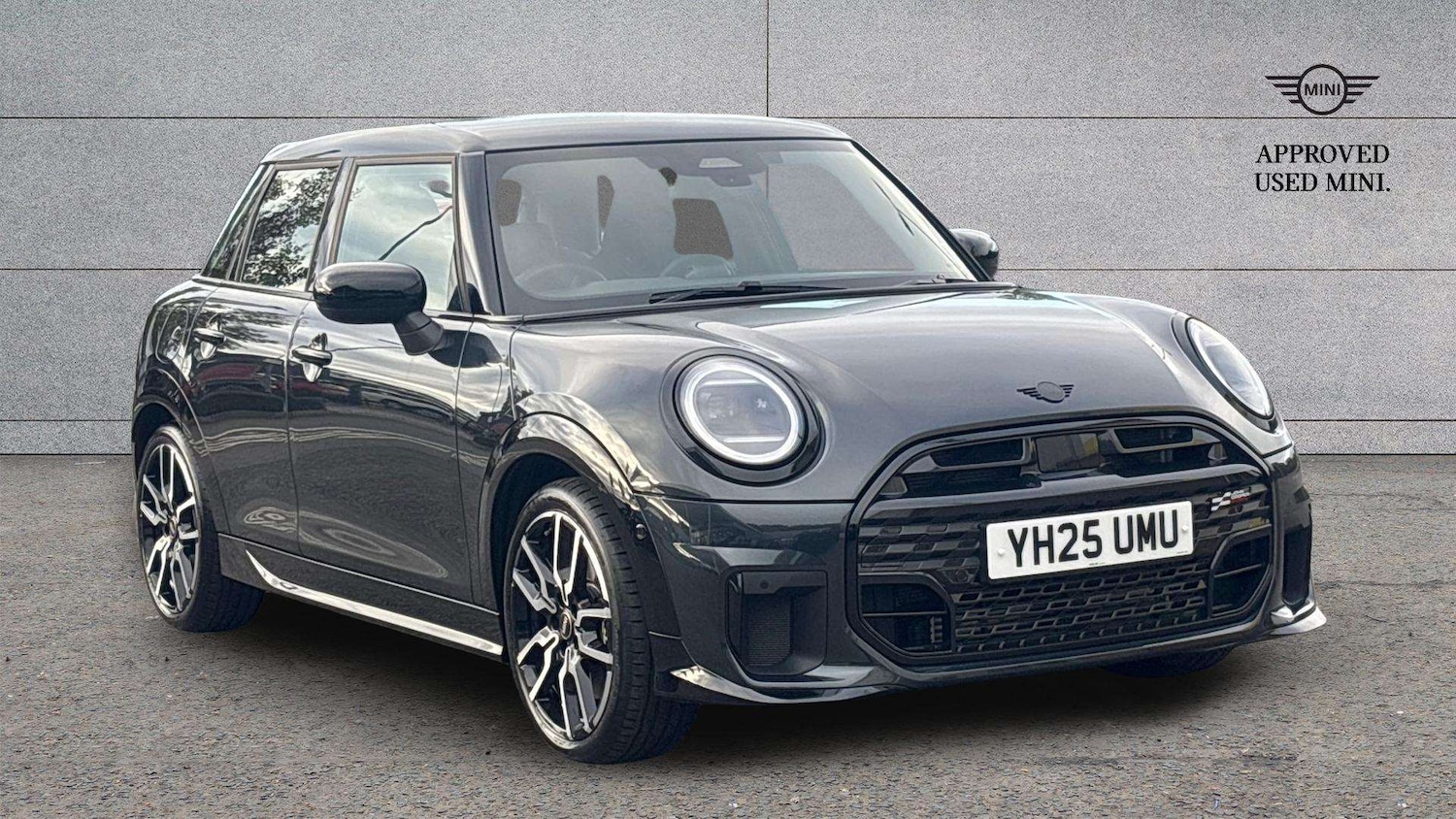 Used MINI Cooper 2025 for sale - 76362543: Photo 1