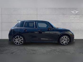 Used MINI Cooper 2025 for sale - 79095892: Photo