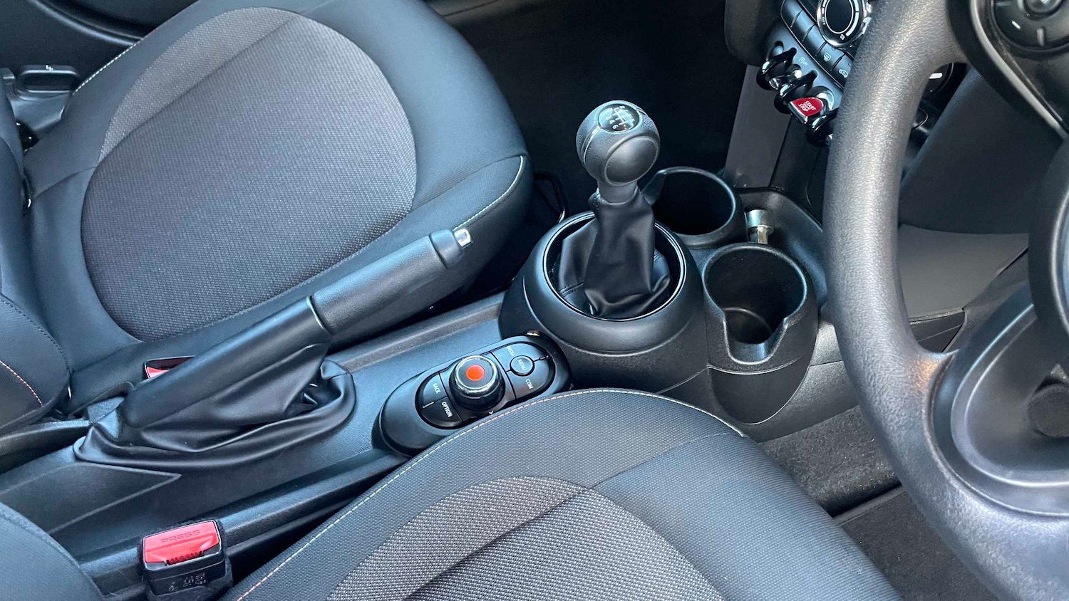 Used MINI Hatch 2019 for sale - 77281911: Photo 19