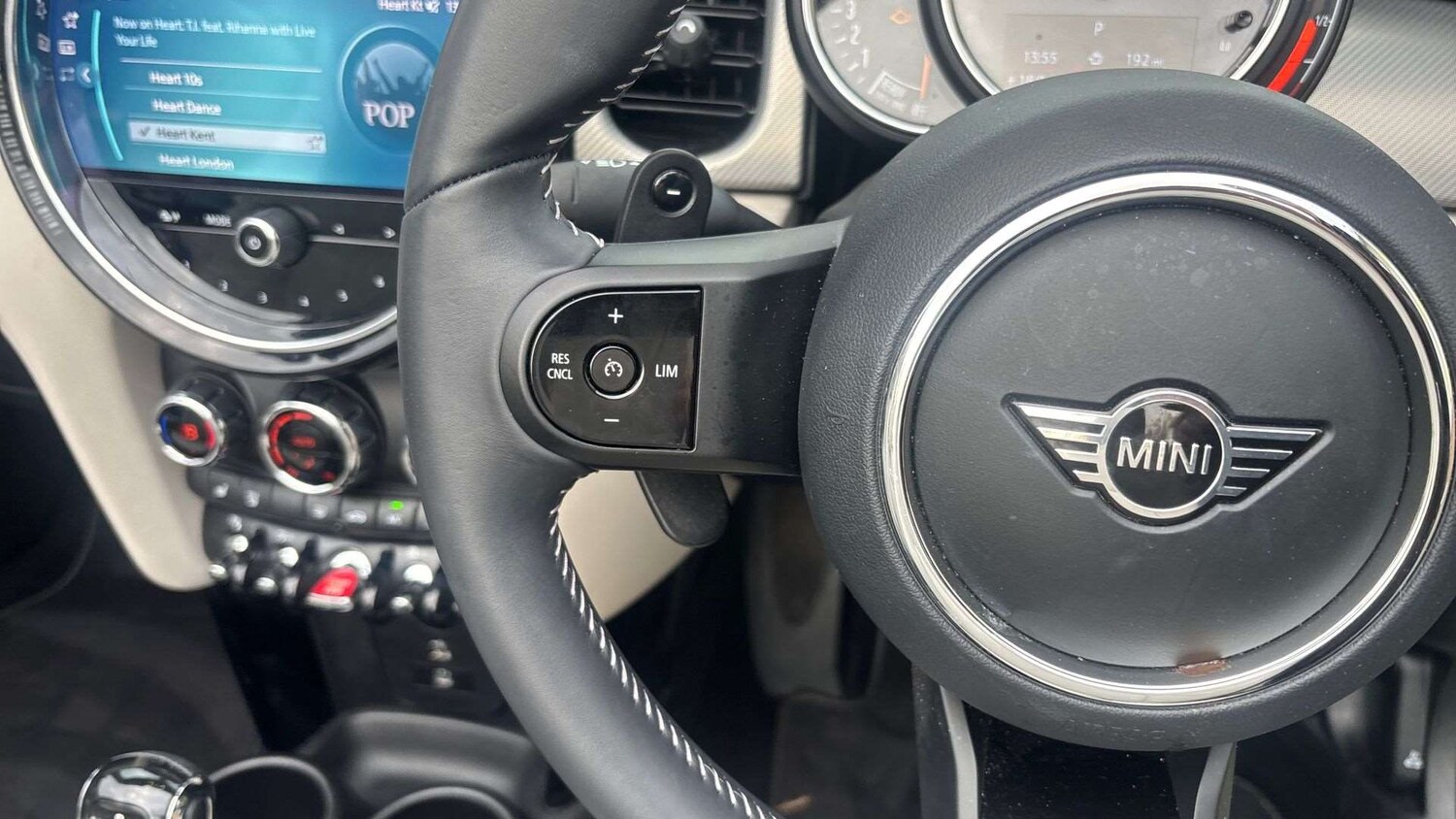 Used MINI Convertible 2022 for sale - 76524004: Photo 22