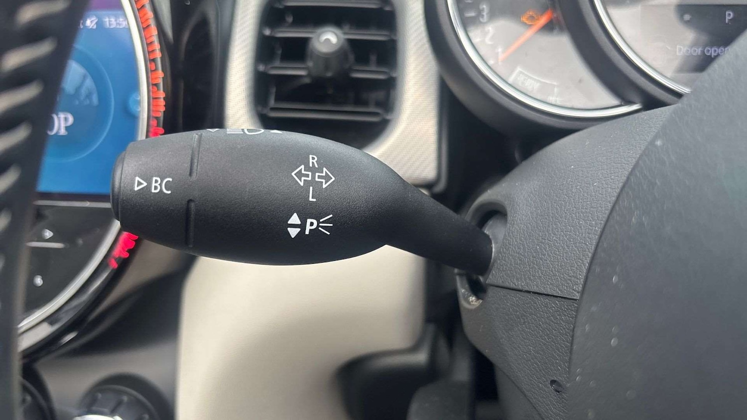 Used MINI Convertible 2022 for sale - 76524004: Photo 29