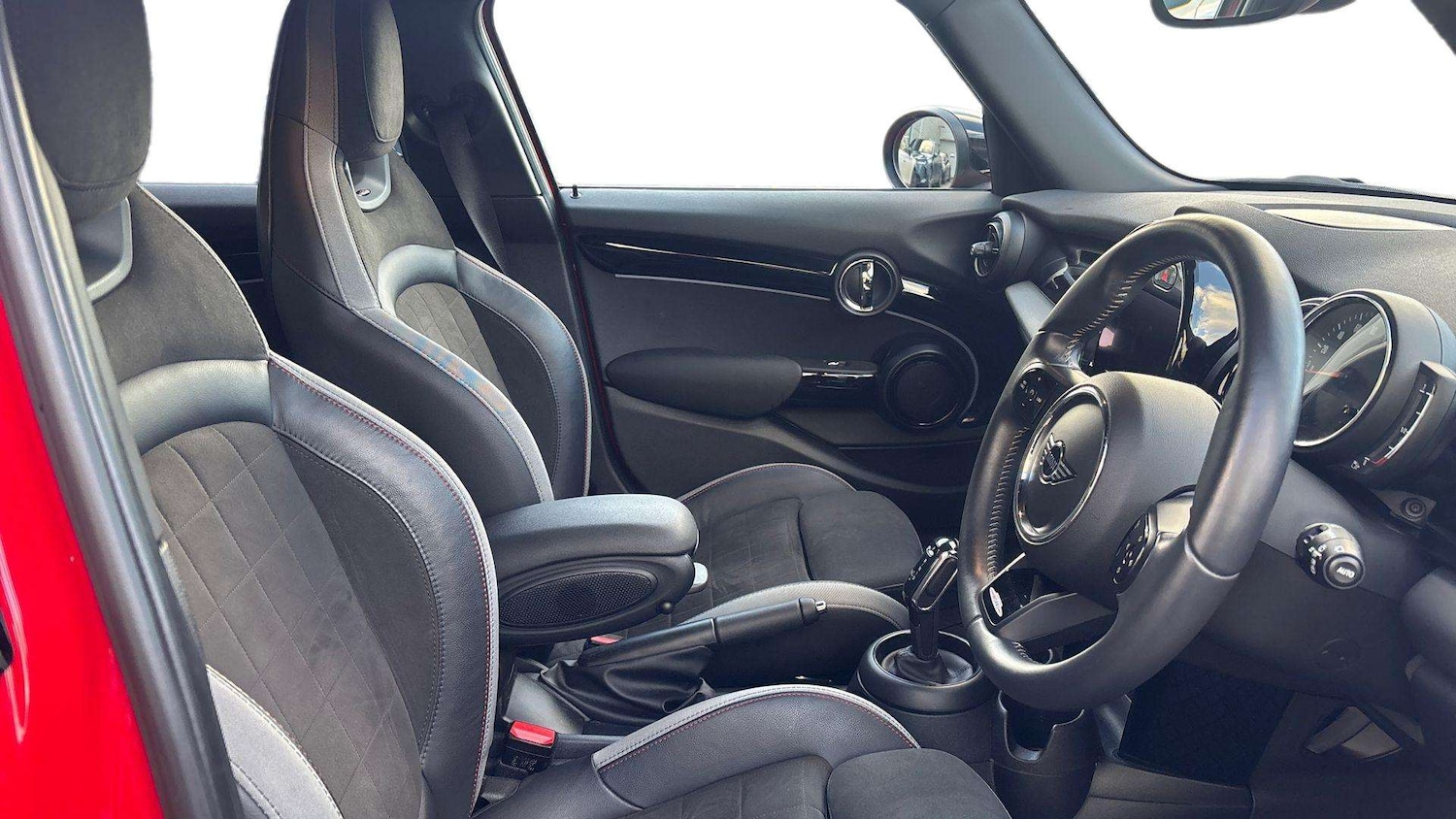 Used MINI Hatch 2022 for sale - 76827717: Photo 13