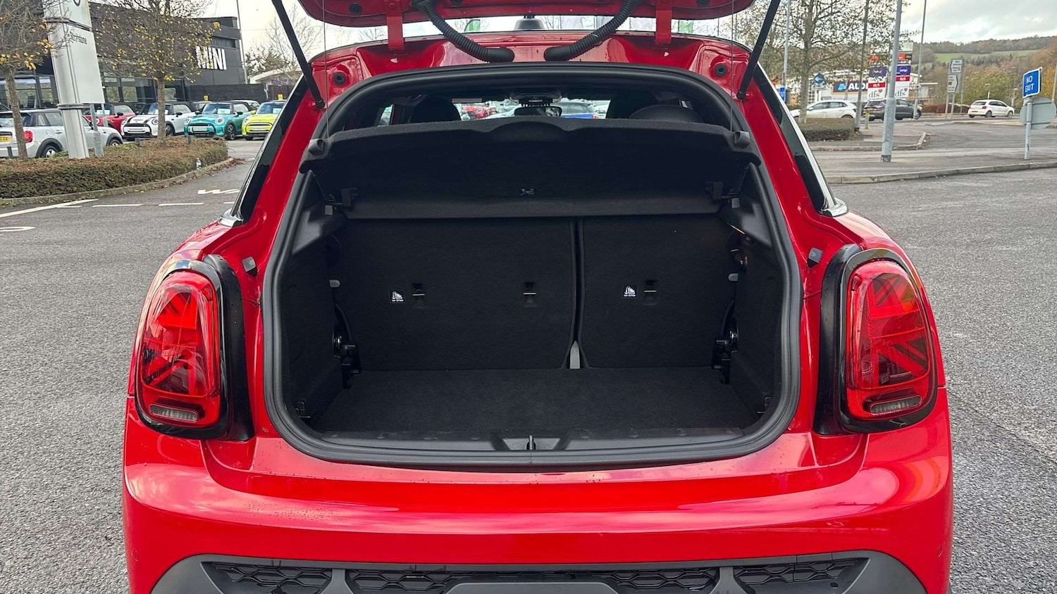 Used MINI Hatch 2022 for sale - 76827717: Photo 15