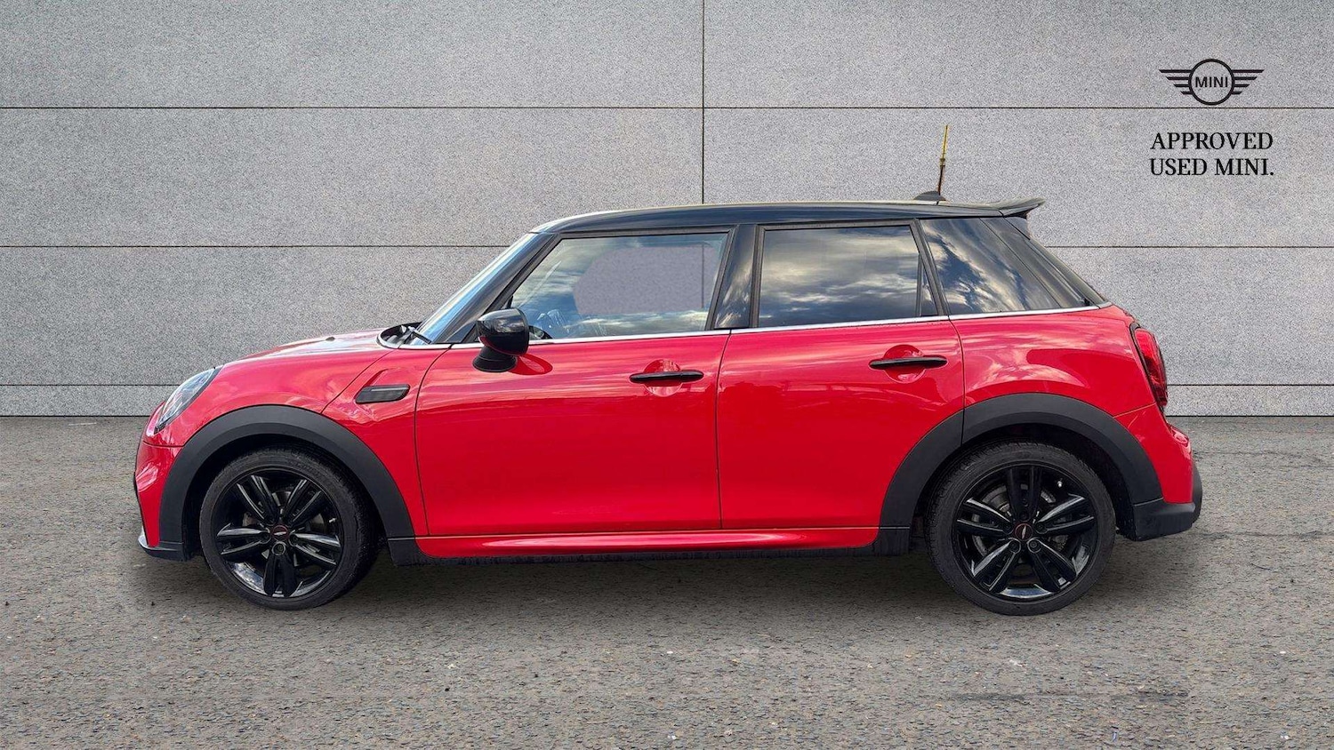 Used MINI Hatch 2022 for sale - 76827717: Photo 5