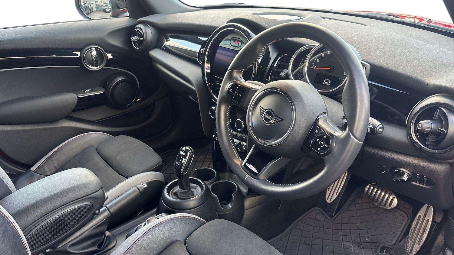 Used MINI Hatch 2022 for sale - 76827717: Photo 8