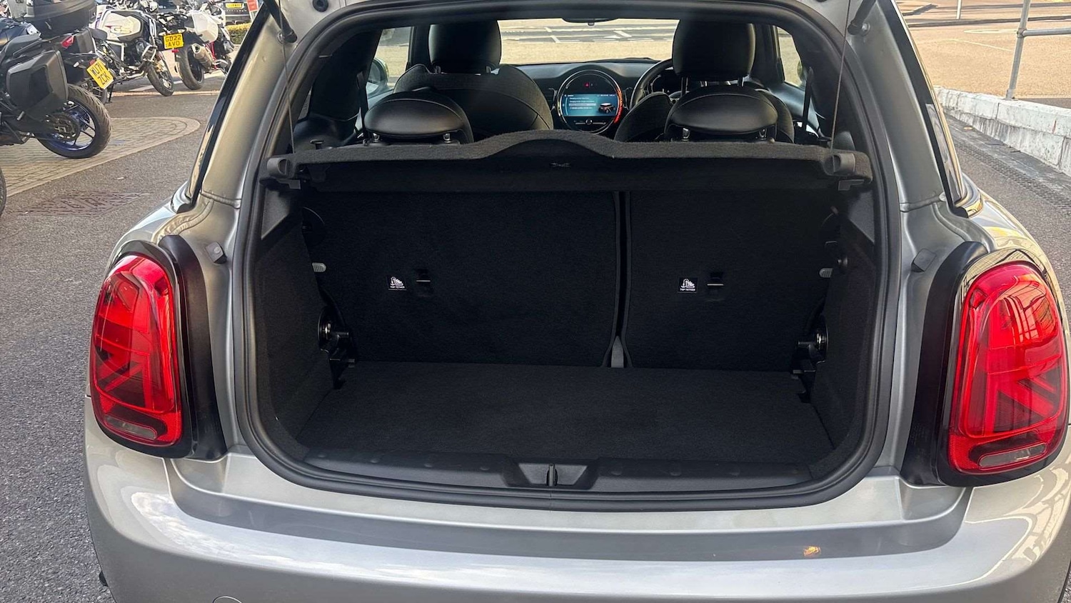 Used MINI Hatch 2023 for sale - 76141843: Photo 15